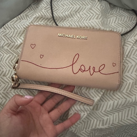 Michael Kors Cream Wristlet with Red Love Design - Picture 1 of 5